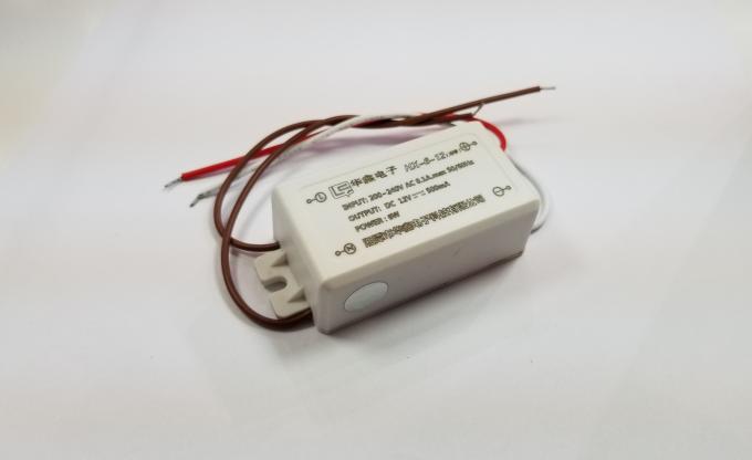 Alimentazione elettrica d'abitazione di plastica del driver 12V 6W 0.5A Constant Voltage LED del CE LED 0